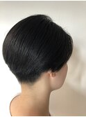ショートボブ