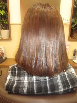 コアフィールフィス(COIFFURE fils) 【見附・今町】M3Dストレート　アッシュブラウン