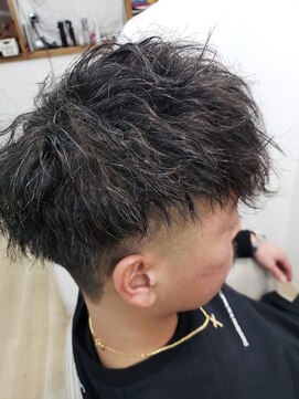 ヘアスタジオ クリブ(HAIR STUDIO CRIB) グランジツイストスパイラル