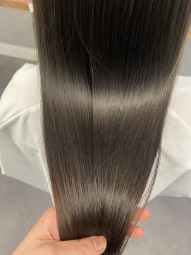 オウル(Owll) 【oggiotto healing トリートメント】