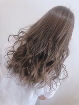 ラビス 浦和(Lovis) デザインカラー/レイヤーカット/ウェットヘア/夏のヘアアレンジ