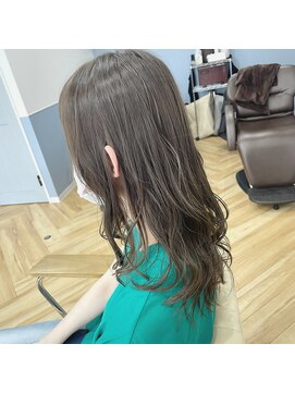 ウィットヘアー(wit hair) ウェーブロング