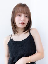 20代30代大人可愛い小顔ボブ/斜めバンググレージュカラー