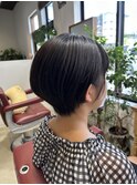 ショートボブ