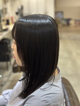 ランプ(Lamp) サラ艶ストレート！！