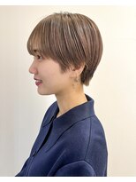 ガーランドツー(Garland 2F)&nbsp;マッシュショートピンクベージュ前髪大人可愛い