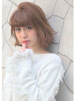 リコ バイ マリス(Liko by maris)&nbsp;前髪パーマとブリーチなしハイトーンベージュで可愛く・卵型