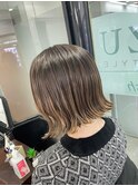 切りっぱなしボブ ミルクティーグレージュ
