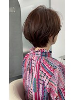 ジエクト アイロ(The Ect ilo)&nbsp;ツヤ感ピンクブラウン　ショートボブ