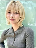 ウルフボブ、レイヤーボブ、ホワイトブロンド、ハイトーン