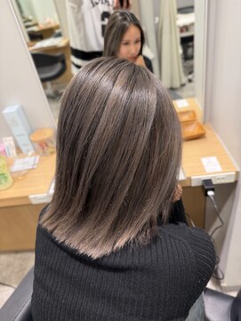 アヴァンス 京橋店(AVANCE) 周りと被らないデザイン！シャドウルーツ