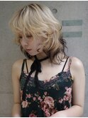 裾カラー、ミディアム