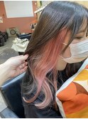 ピンクベージュケアブリーチインナーカラー顔まわりレイヤー韓国