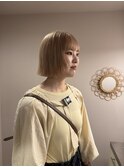 ケアブリーチミルクティーベージュカラー顔まわりレイヤーカット