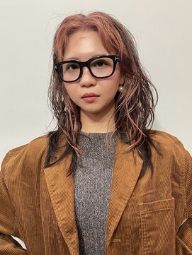 ユーアールアルシュ(UR Arche) パーマ風ロングレイヤー