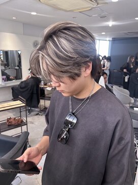 メンズサロン キング 梅田店(Men’s salon K!ng) 韓国マッシュセンターパートツーブロックメンズハイライトウルフ
