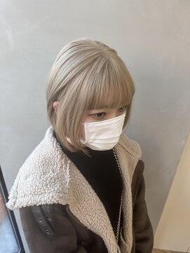 サロウィン 広島(SALOWIN) ハイトーンホワイトベージュ