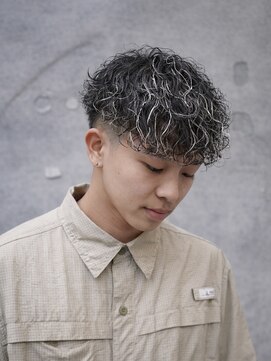メンズグルーミングナンバーナイン(MEN'S GROOMING NUMBER NINE) 姫路フェードカット/姫路バーバー/【早田隼哉】