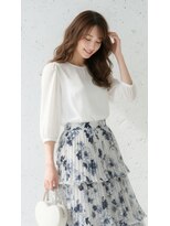 コートフィールエー(CO_T feel.a)&nbsp;透明感あふれるシアーベージュで愛されロングに