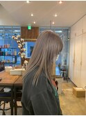 ミディアムベージュデザインカラー外ハネ熊谷ブリーチ髪質改善