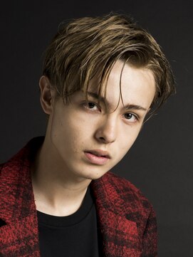 オーシャントーキョー ホワイト 原宿(OCEAN TOKYO WHITE) ディカプリオ風ヘア