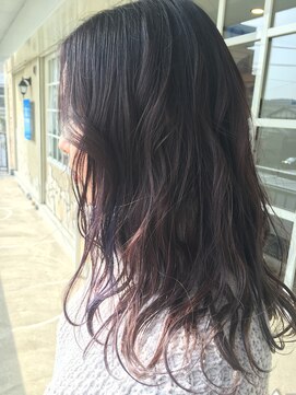 フェリーク ウジヤマダ(feerique UJIYAMADA) 透明感のあるブルーヴァイオレットカラー