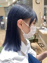 カシータ ヘア リゾート イオンモール熱田店(Casita hair resort)&nbsp;ネイビー/イヤリングカラー/グレージュ/切りっぱなし/ばっさり
