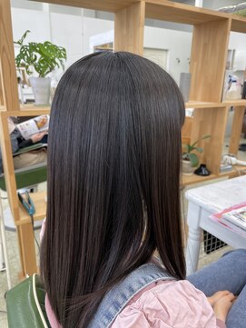 レオ 幸手(Leo) 20代30代40代髪質改善トリートメント艶感ストレート透明感