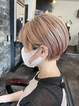 ライフ 四条畷店(Lyfe) マッシュショート_アースカラーくびれヘアツートンカラー_198