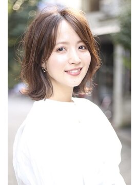 リノ 吉祥寺(Lino kichijoji) 【Lino  林】　大人かわいい外ハネミディアム　吉祥寺