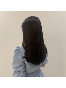 プリュム(Plume) 【園木担当】サラサラロングヘア