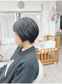 ショートボブ