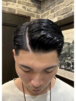 ミリオンバックス 御徒町店(Million Backs)&nbsp;サイドパート/フェード/バーバー<理容室>[メンズ/眉毛/バーバー]