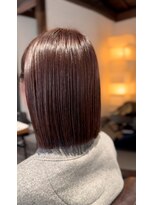 アオゾラヘアーヒカリノモリ(AOZORAHAIR hikarinomori) コックリ切りっぱなしボブ