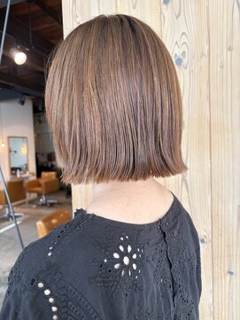 トーナイアティル(TONAI atil) 切りっぱなしボブ