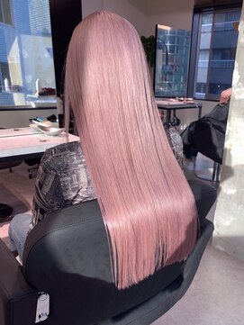 ペレ 原宿(PELE) ダブルカラー/ケアブリーチ/羽エクステ/原宿