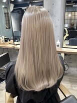 ネハス ナガオカ(nehus.nagaoka)&nbsp;ブリーチ/イメチェン/ホワイトブロンド/外ハネボブ/美髪