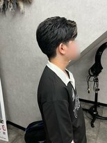 uNu Hair Room&nbsp;メンズ　前髪上げ流し　刈り上げショート