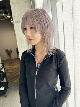 ラニヘアサロン(lani hair salon) ホワイトパールミルクティー/ウルフカット/顔周りレイヤー