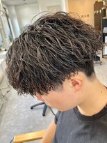 フゥ 宇都宮(FeU)&nbsp;波巻きパーマメンズパーマメンズヘアツーブロックツイストパーマ