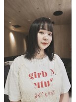 ミューズ バイ ケンジ(MUSE by KENJE) フェイスレイヤーミディアムウルフ暗髪美髪