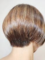 松本平太郎美容室 国立店 前下がりグラデーションボブ×ハイライト/30代40代50代60代