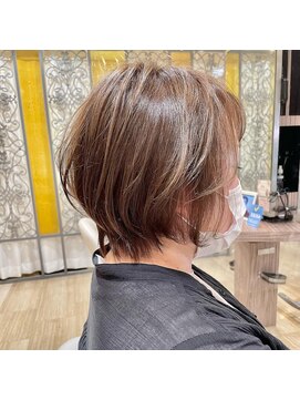 ドール 阪急高槻(DOLL) ハイライトでハイトーンショート