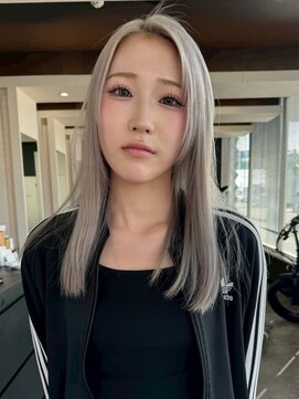 エイチ(H) xカット//ホワイトグレージュ/レイヤーカット/チェリーブラウン