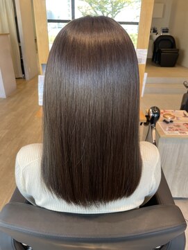 ナイアバイアヌエヌエ(naia by anuenue) おすすめグレージュカラー