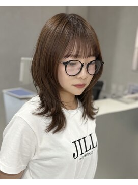 ユーフォリア 池袋東口駅前店(Euphoria) 小顔カットヨシンモリ透明感ミルクティーベージュ◎2wayバング