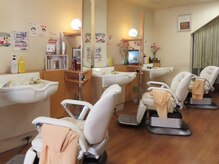 BARBERならではのリラックスできる空間