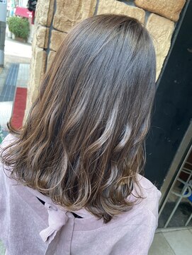 リーオオサカ(Lee Osaka) アッシュブラウン