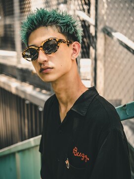 オーシャントーキョーオーバー 渋谷(OCEAN TOKYO OVER) スパイキーショート刈り上げ