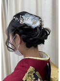 シニョン風ヘアアレンジ